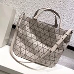 กระเป๋า issey crystal 35cm มีหลายสี