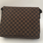กระเป๋า lv damier messenger bag สีน้ำตาล 12 นิ้ว
