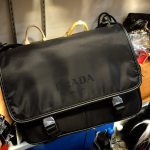 กระเป๋า pd nylon messenger bag สีดำ 12 นิ้ว