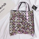 พร้อมส่ง กระเป๋า issey 14x14 มีหลายสี