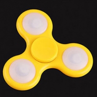 Fidget Spinner แบบไฟ LED สีเหลือง