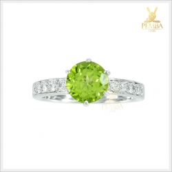 แหวนเพริดอตแท้ อัญมณีสีเขียวใบไม้อ่อน เจิดจรัสบนนิ้ว แหวนพลอยแท้