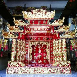 ตี่จู้เอี๊ยะ ๔๒ นิ้ว ๗ชั้นหลังคา ๘ เสามังกร สั่งทำพิเศษ ๘เสามังกรปิดทองคำเปลวเต็ม