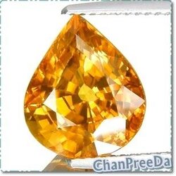 Yellow Zircon เพทายสีเหลือง รูปหยดน้ำขนาดใหญ่ 8.33 กะรัต ขนาด 10.47x12.36x7.43 มิล สีเหลืองเข้ม เนื้อสะอาดทั้งเม็ดไม่มีตำหนิ ไฟดี รูปร่างสวยมาก