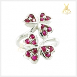 แหวนพลอยทับทิมพม่า สีแดงสวยงาม เงินแท้ ชุบทองคำขาว แหวนพลอยแท้
