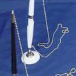 ปากกามีที่เสียบปากกา