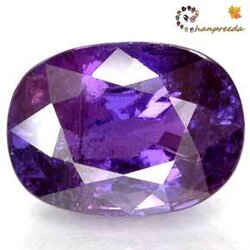 Color-Change Natural Sapphire พลอยเนื้อแข็ง เปลี่ยนสีได้ color-change อยู่ในร่มจะเป็นสีน้ำเงินออกม่วง violetish blue อยู่ในร่มจะเป็นสีน้ำเงินออกม่วง