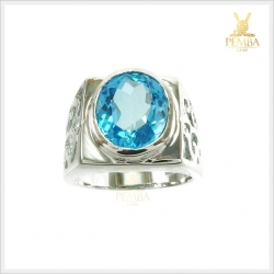 แหวนสวิสบลูโทแพซแท้ สีฟ้าใส ไร้ตำหนิ เงินแท้925 ชุบทองคำขาว