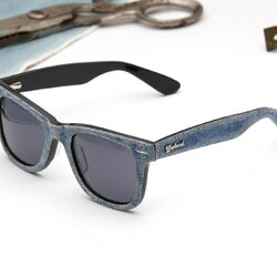 แว่นกันแดด Weekend Jeans - Black