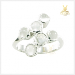 แหวนมูนสโตนแท้ สีขาวนวล ดีไซส์สุดเก๋