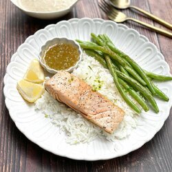 สเต็กแซลมอน น้ำจิ้มซีฟู้ด