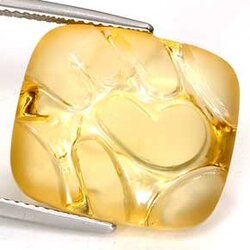 Citrin พลอยเนื้ออ่อนซิทริน 19.94 กะรัต รูปสี่เหลี่ยม แกะสลักแบบ 2 ด้าน เนื้อสะอาด สีเหลืองสวย