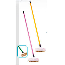 แปรงบรูมหัวพลาสติก(ใหญ่) ด้ามเหล็ก