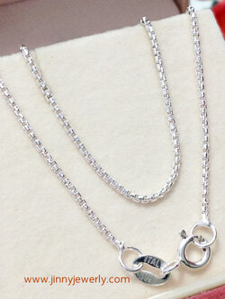 สร้อยเงินแท้ ลายโซ่ทุบเหลี่ยม ความหนา 1.2 มิล