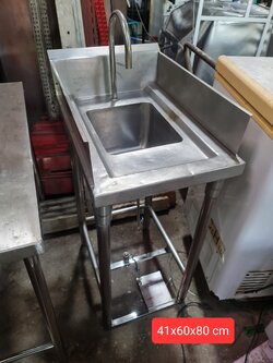 อ่างล้างมือเท้าเหยียบ สแตนเลส 304