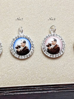 จี้เงินแท้ รัชกาลที่ 9 ประดับเพชร cz (ตัวเรือนเงินแท้)