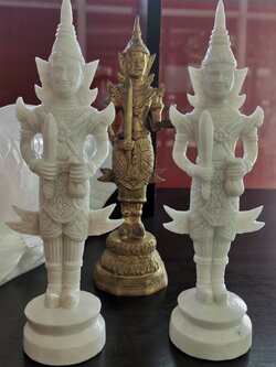 พระชัยมงคลหินอ่อนสูง9นิ้ว