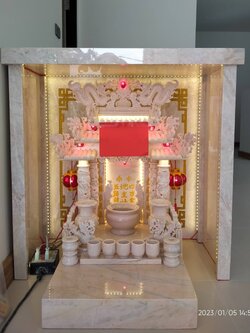 ตู้ครอบศาลหินอ่อนชมพู ขนาด81*81 เซนติเมตร