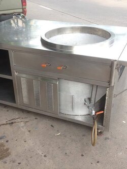 เค้าน์เตอร์ก๋วยเตี๋ยวสแตนเลสพร้อมหม้อก๋วยเตี๋ยว 24 นิ้ว