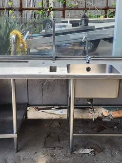 โต๊ะแล่ปลาสแตนเลส มีอ่างล้าง 1 ช่อง