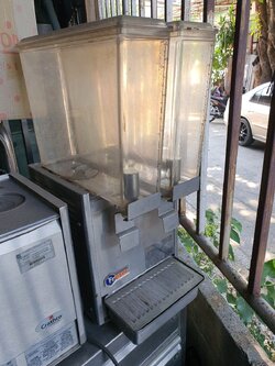 เครื่องกดน้ำหวาน 2 โถ