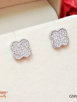 ต่างหูเงินแท้ 92.5% รูปดอกไม้ประดับเพชร cz