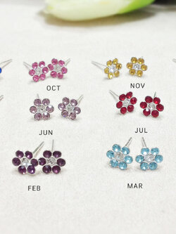 ต่างหูเงินแท้ 92.5% ต่างหูเดือนเกิด รูปดอกไม้ น่ารักๆ มีครบ 12 เดือน