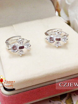 ต่างหูเงินแท้ ประดับเพชร cz