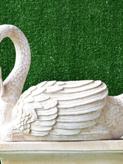 กระถางหงส์