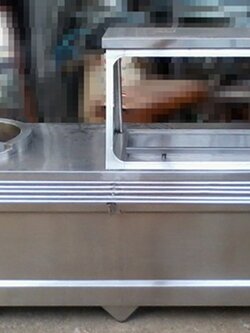 เคาน์เตอร์ขายอาหารมีเตาซุปในตัว