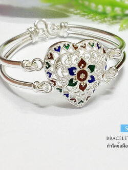 กำไลข้อมือเงินแท้ 99.9% งานสุโขทัย รูปหัวใจลงยาตรงกลางดอกไม้สีแดง เขียว น้ำเงิน งานจริงสวยมาก
