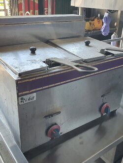 เตาทอดสแตนเลส 2 ช่อง ใช้แก๊ส แบบตั้งบนโต๊ะ