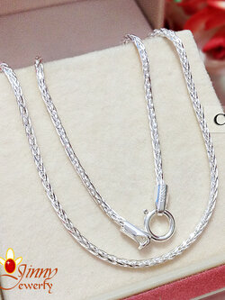 สร้อยเงินแท้ 92.5% ลายสี่เสากลม เส้นเล็ก ห้อยจี้ พระ องค์เล็ก หนัก 1 สลึง เหมาะสำหรับเด็กหรือผู้หญิง (งานอิตาลี)