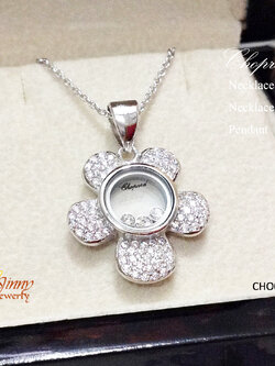 สร้อยพร้อมจี้ จี้เงินแท้ Chopard รูปดอกไม้ตรงกลางมีพลอยสีขาว Diamond (เพชร)