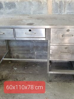 โต๊ะทำงานสแตนเลสมือสอง มี 4 ลิ้นชัก