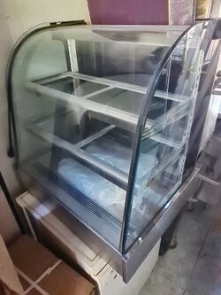 ตู้โชว์อุ่นร้อนไฟฟ้า โชว์ของทอด ขนมเบเกอรี่