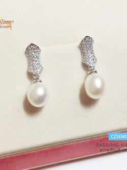 ต่างหูเงินแท้ 92.5% ต่างหูมุกแท้ (มุกน้ำจืดแท้) ประดับเพชร cz