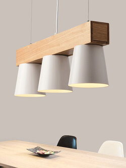 โคมไฟแขวนเพดาน 3 ดวง โป๊ะโคมสีขาวทรงแก้วน้ำคานไม้เนื้อแข็งสไตล์โมเดิร์น minimalist [6002D]