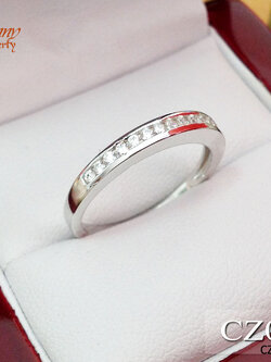 แหวนเงินแท้ ประดับเพชร cz ด้านบน งานสวยละเอียด