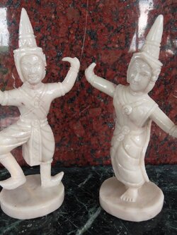 ตุ๊กตานายรำนางรำหินอ่อน 1คู่