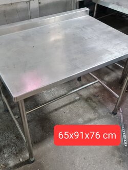 โต๊ะสแตนเลสมือสอง 65*91 cm