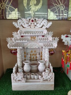 ตี่จู้หินอ่อน ตี่จู้เอี๊ยะ ขนาด 18 นิ้ว (รุ่นมหาลาภ) 4 เสา 5 หลังคา 8ปลา 8หงส์ 8มังกร หินสีขาว