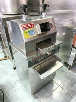 เครื่องคั้นน้ำอ้อยไฟฟ้า