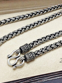 สร้อยเงินแท้ 92.5% สร้อยห้อยพระ 1 องค์ ลายถัก รมดำ โปร่งไม่ตัน แต่ถักแน่น (งานไทย)