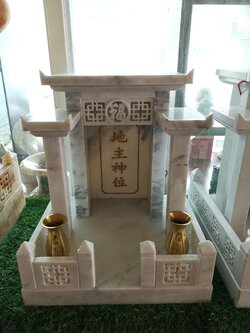 ศาลเจ้าที่หินอ่อนขาวเทาสระบุรีทรงโมเดิร์น ขนาด16นิ้ว 2เสา 3หลังคา