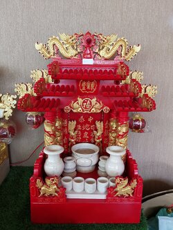 ศาลเจ้าที่หินอ่อนพ่นสีแดง ขนาด18นิ้ว (รุ่นมหาลาภ) 4เสา 5หลัง ปลา8 มังกร8 หงษ์8