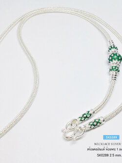 สร้อยคอเงินแท้ 99.9% งานสุโขทัย ลายสามเสา ลงยาสีเขียว เล่นลายดอกพิกุล ห้อยพระ 1 องค์ งานละเอียด สวยมาก งานช่างทอง