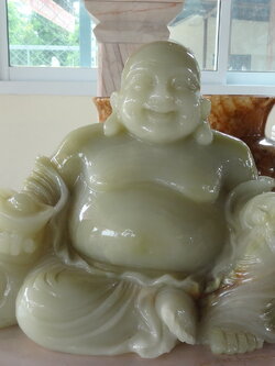 พระสังกัจจายน์แกะสลักหินอ่อน หยกเขียว สูง 35 เซนติเมตร