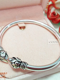 กำไลข้อมือเงินแท้ 92.5% กำไลหัวบัว งานรมดำ แบบโปร่งหนา ไม่บุบ