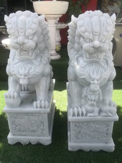 สิงโตหินอ่อนหยกขาว สูง100 เซนคิเมตร